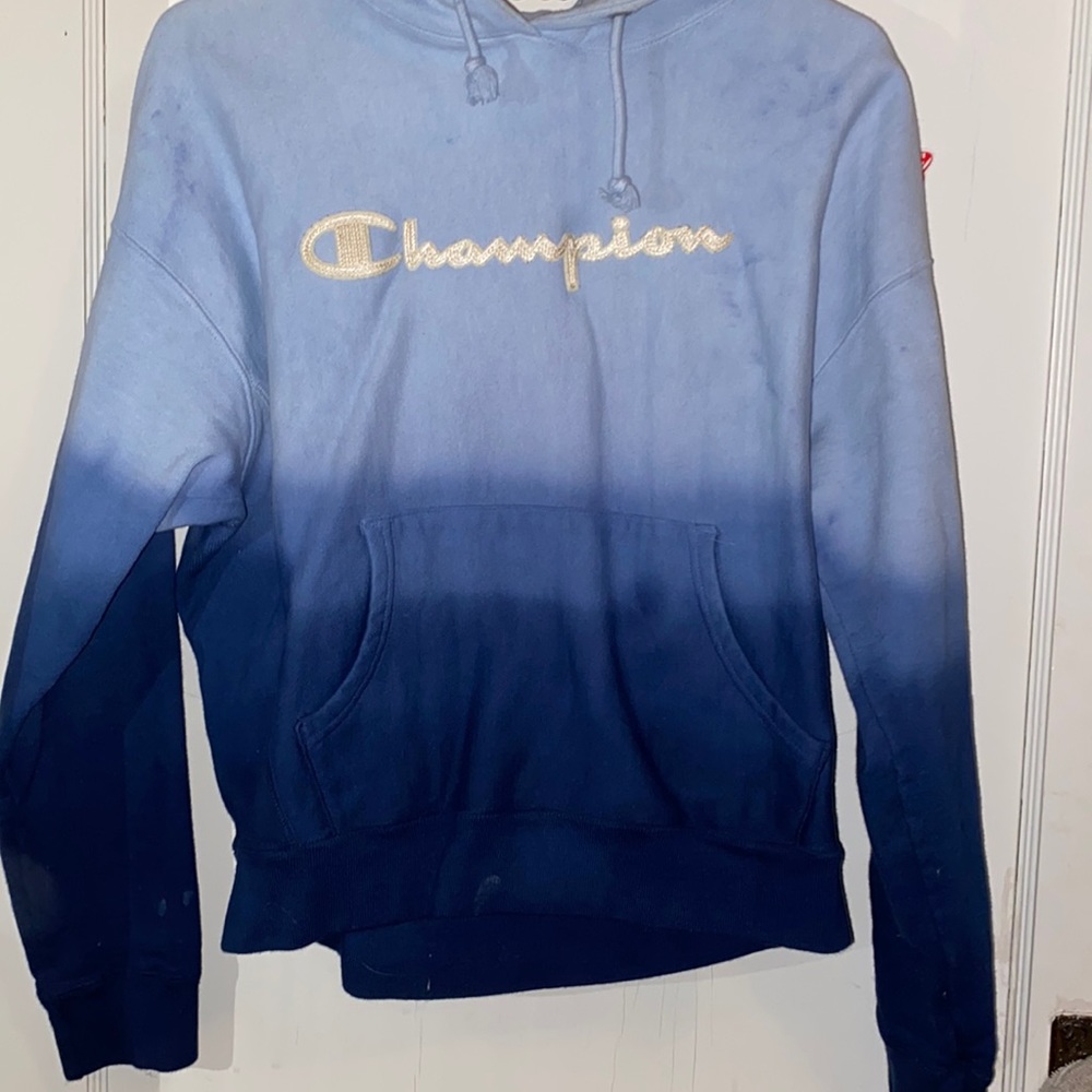 Size L champion Hoodie